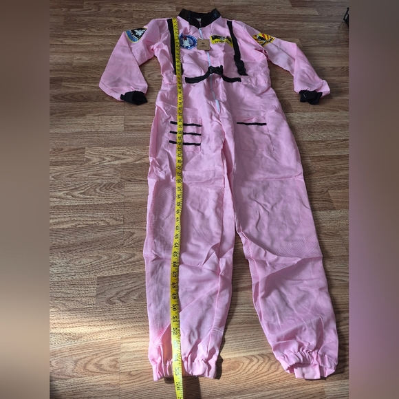 Pink Astronaut Halloween Costume - Picture 7 of 12
